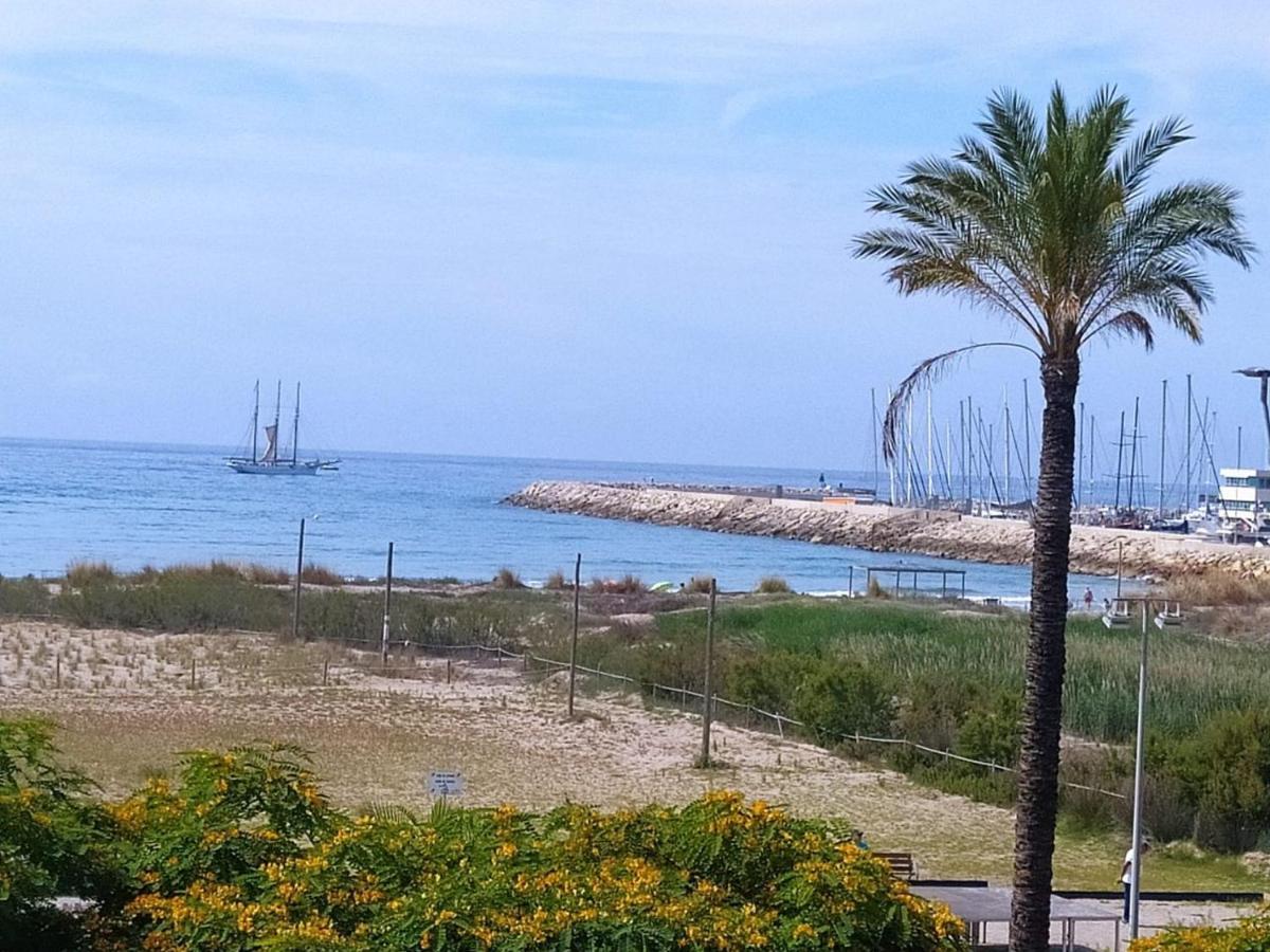 Espectaculares Vistas Al Mar En Segur De Calafell Lägenhet Exteriör bild